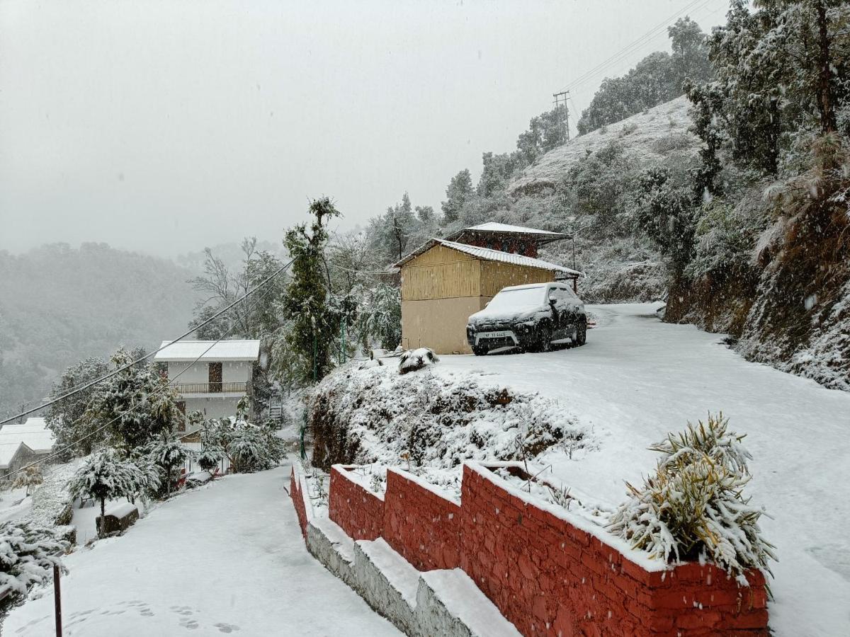 Skywood Resort Shoghi Shogi Esterno foto