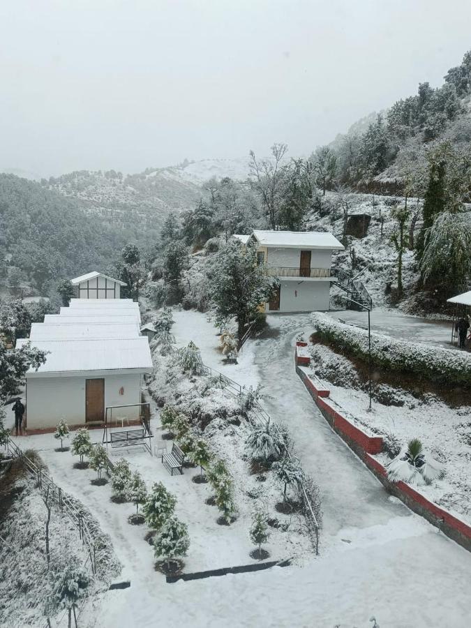 Skywood Resort Shoghi Shogi Esterno foto
