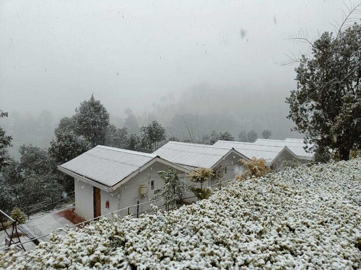 Skywood Resort Shoghi Shogi Esterno foto