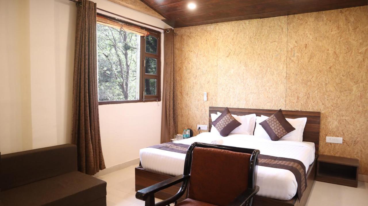 Skywood Resort Shoghi Shogi Esterno foto