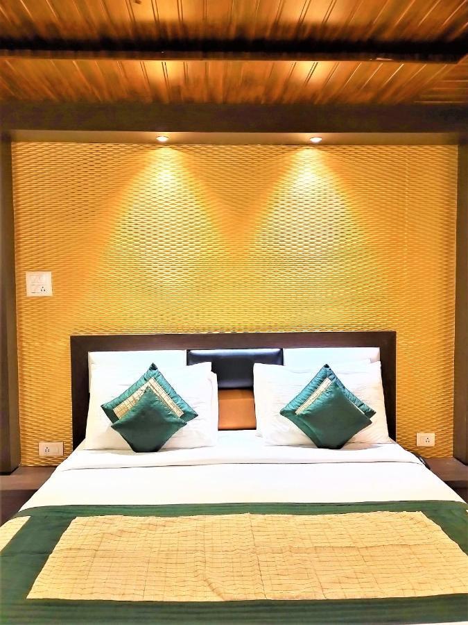Skywood Resort Shoghi Shogi Esterno foto